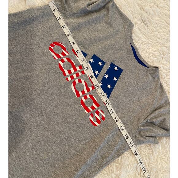 NWOT ADIDAS Activewear T-shirt UNISEX Sz M (10-12) NWOT - Picture 5 of 6